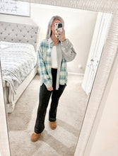 Load image into Gallery viewer, Kambrie Flannel
